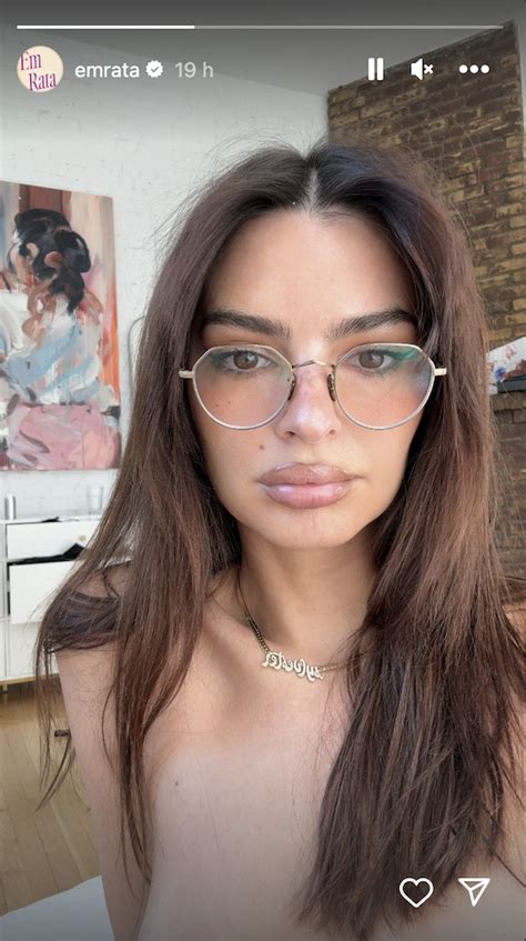 emily ratajkowski nacktfotos|Emily Ratajkowski Nude Photos & Naked Sex Videos